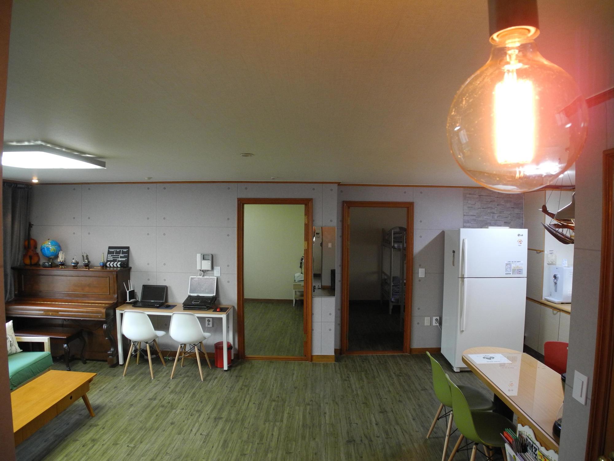 Hotel Campfire Guesthouse Seoul
